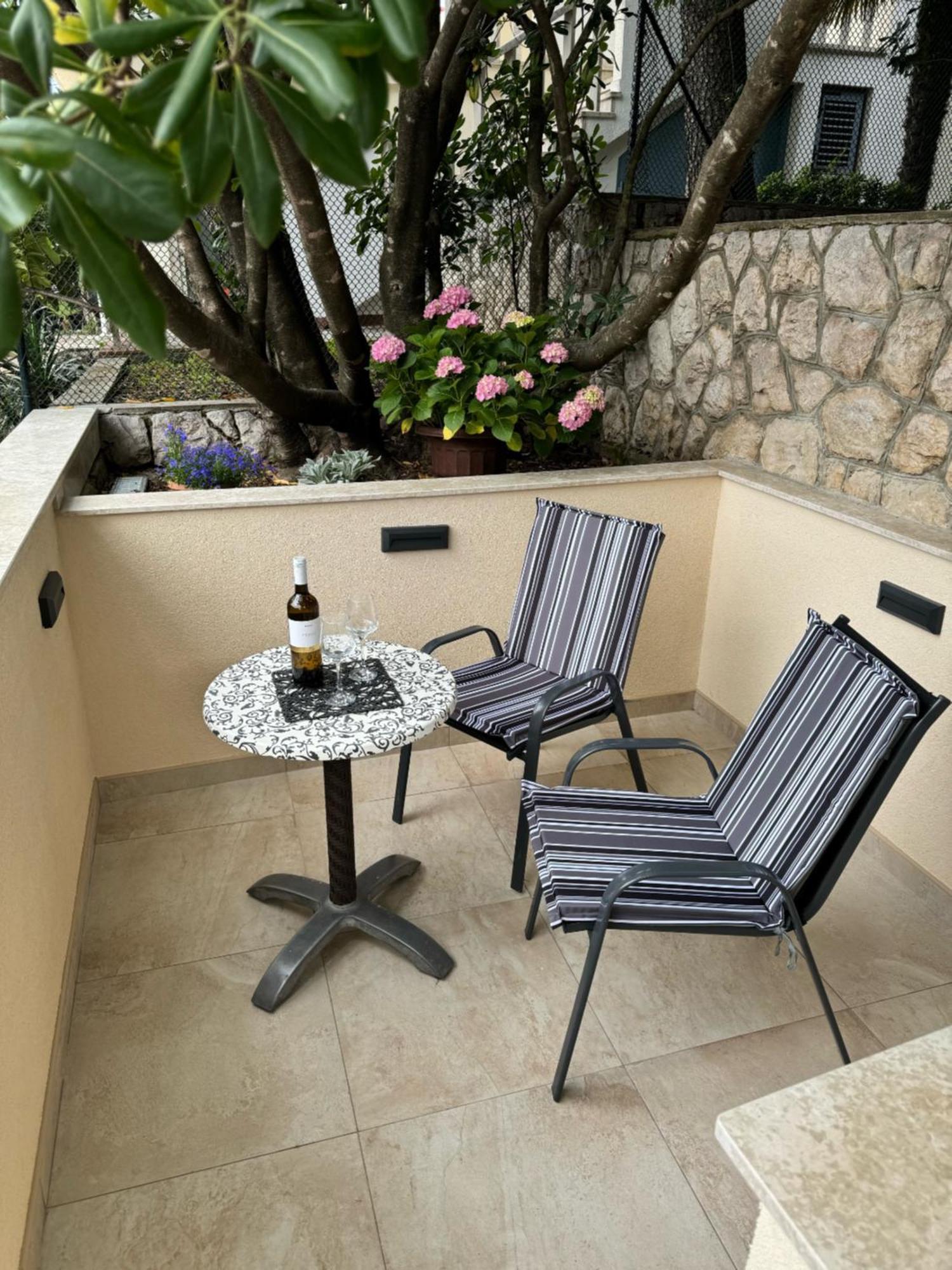 Lory Apartmani Dramalj Zewnętrze zdjęcie